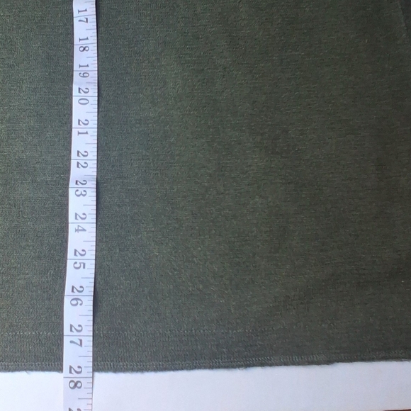 Relwen Men's Dark Green Crewneck Sweater - Picture 9 of 9